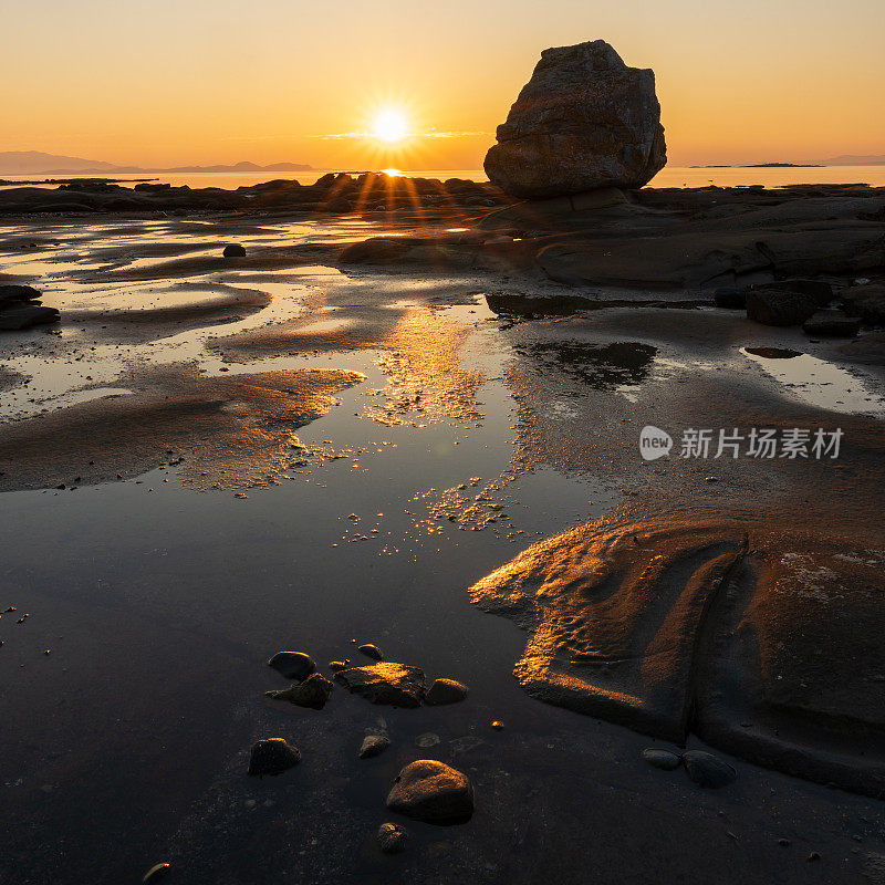 Heron Rocks Hornby Island BC